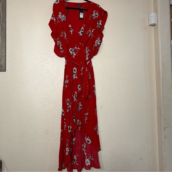 CITY CHIC Res Floral Love Maxi Dress XL/22 NWT - Picture 2 of 10